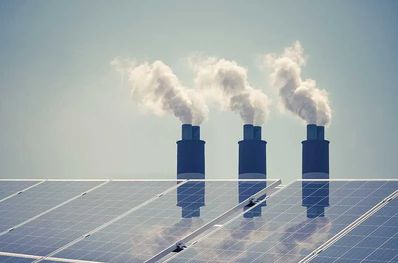 how does solar energy reduce air pollution